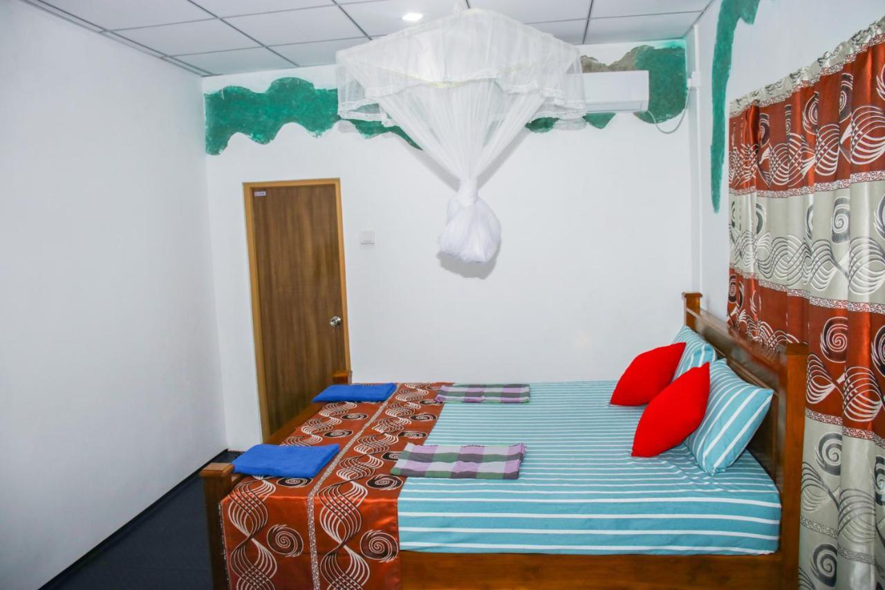 Sigiri Sandilu Homestay Σιγκιρίγια Εξωτερικό φωτογραφία