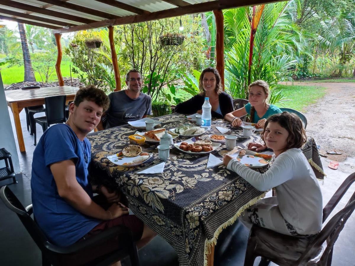 Sigiri Sandilu Homestay Σιγκιρίγια Εξωτερικό φωτογραφία