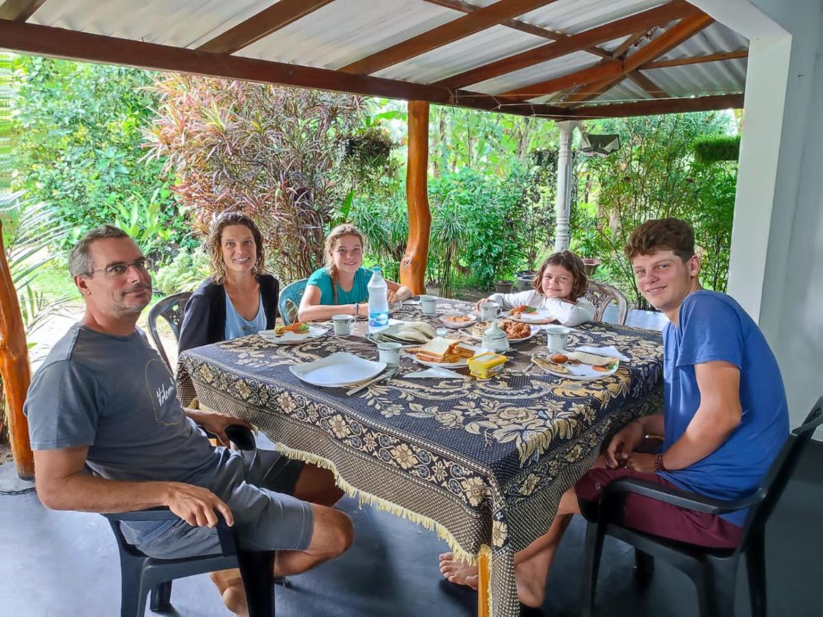 Sigiri Sandilu Homestay Σιγκιρίγια Εξωτερικό φωτογραφία